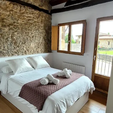 Casa Cerca De Cabarceno En Parque Natural De Pena Cabarga Hébergement de vacances