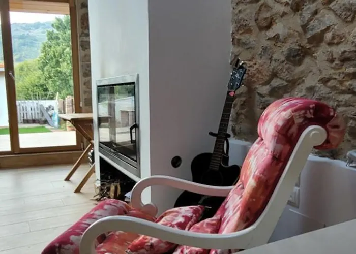 Casa Cerca De Cabarceno En Parque Natural De Pena Cabarga * Lierganes