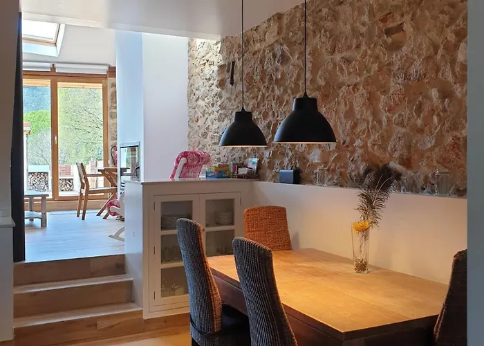 Casa Cerca De Cabarceno En Parque Natural De Pena Cabarga Holiday home Lierganes