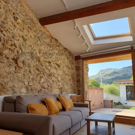 Holiday home Casa Cerca De Cabarceno En Parque Natural De Pena Cabarga *